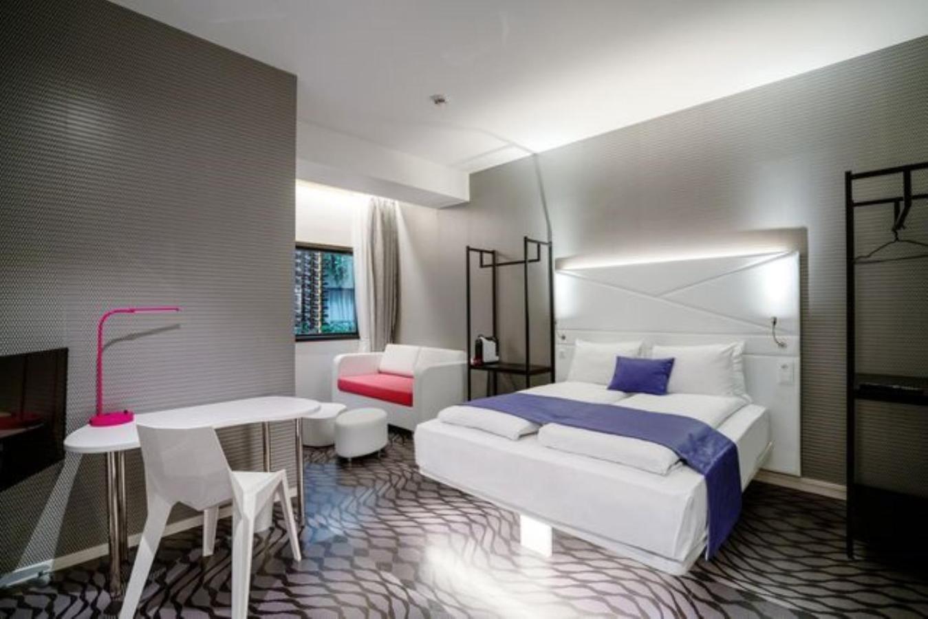 Hotell Magic & Kloverhuset 4*