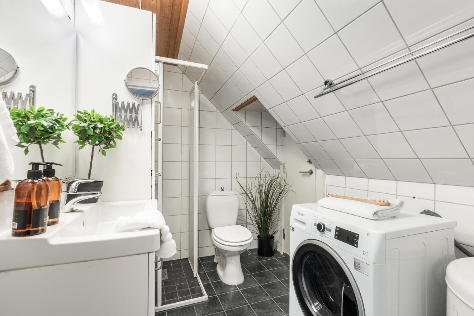 Apartment Dinbnb I On Of The I 400m To Bryggen And Floibanen Bergen