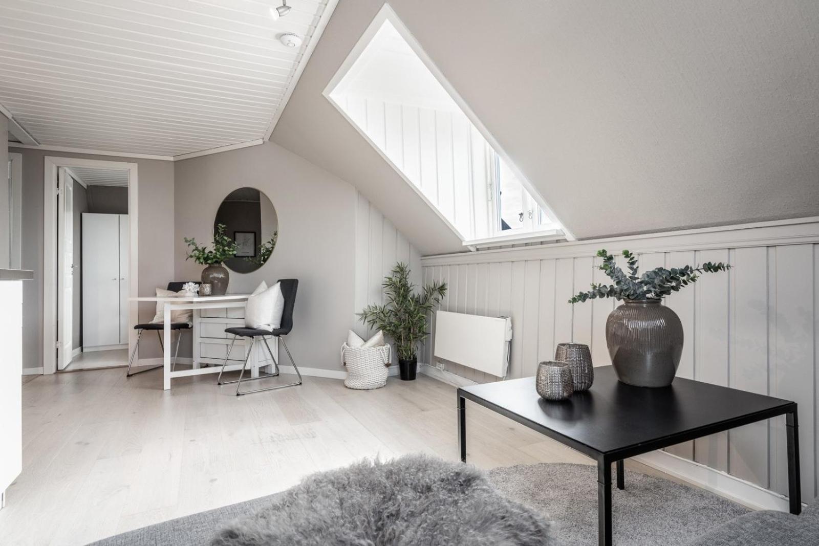 Dinbnb I On Of The I 400m To Bryggen And Floibanen