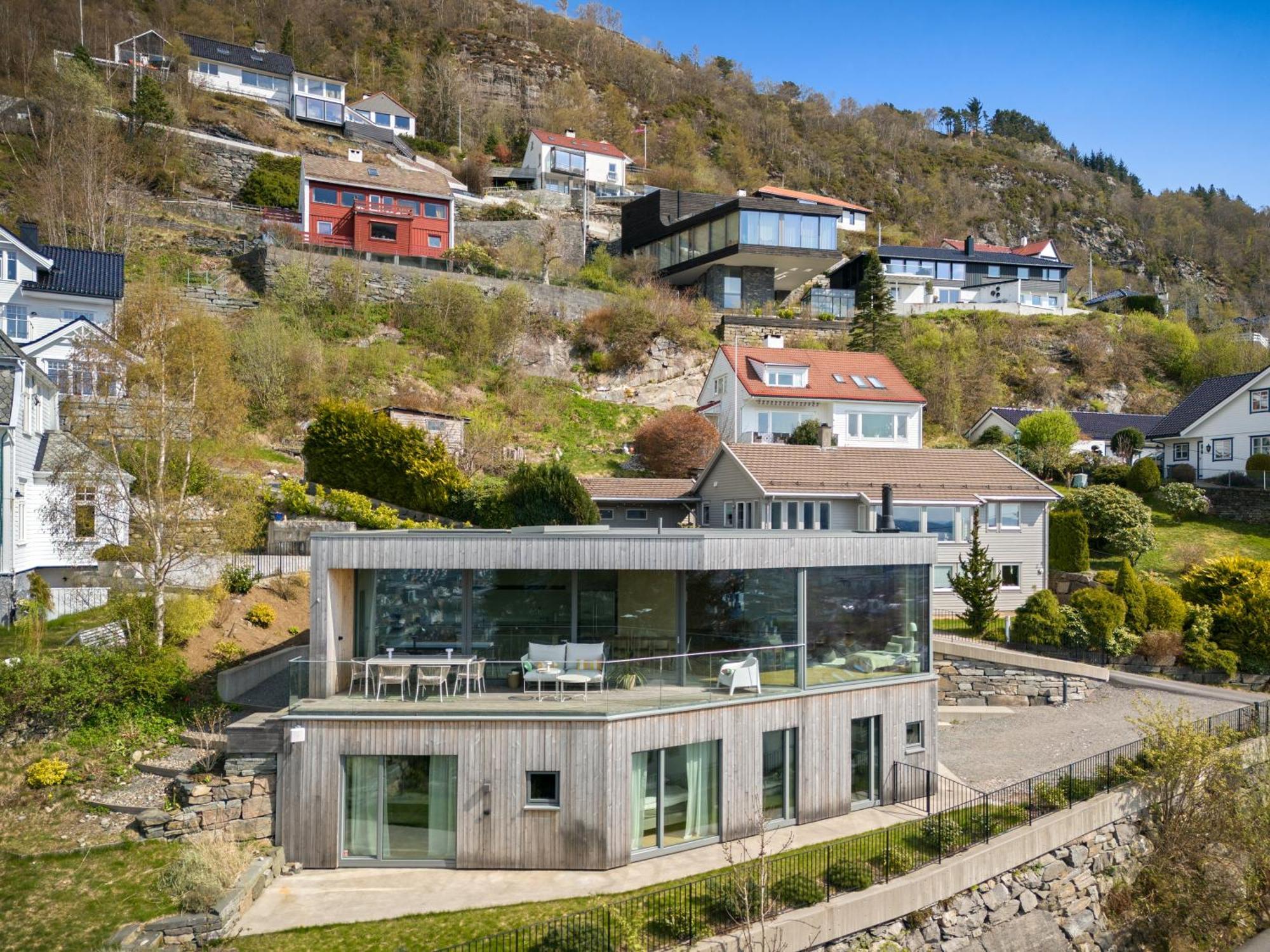 Amazing View - 5 Bedrooms - New House - Modern And Exclusive Villaer *