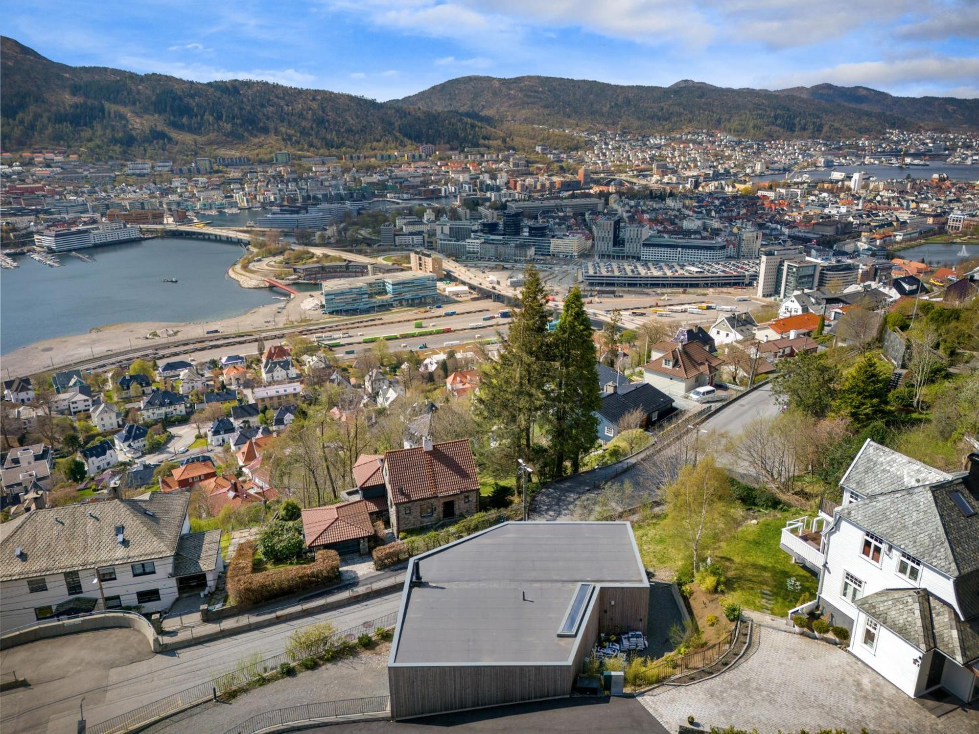 Amazing View - 5 Bedrooms - New House - Modern And Exclusive Villaer Bergen