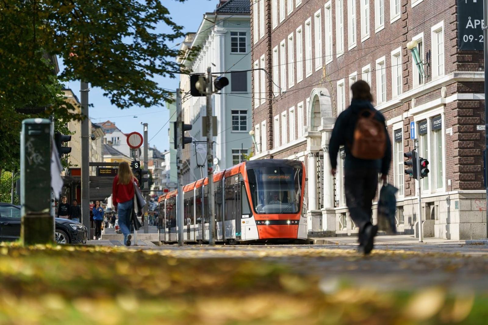 Explore The City! I 500m To Torget I Self Check-in Apartment *