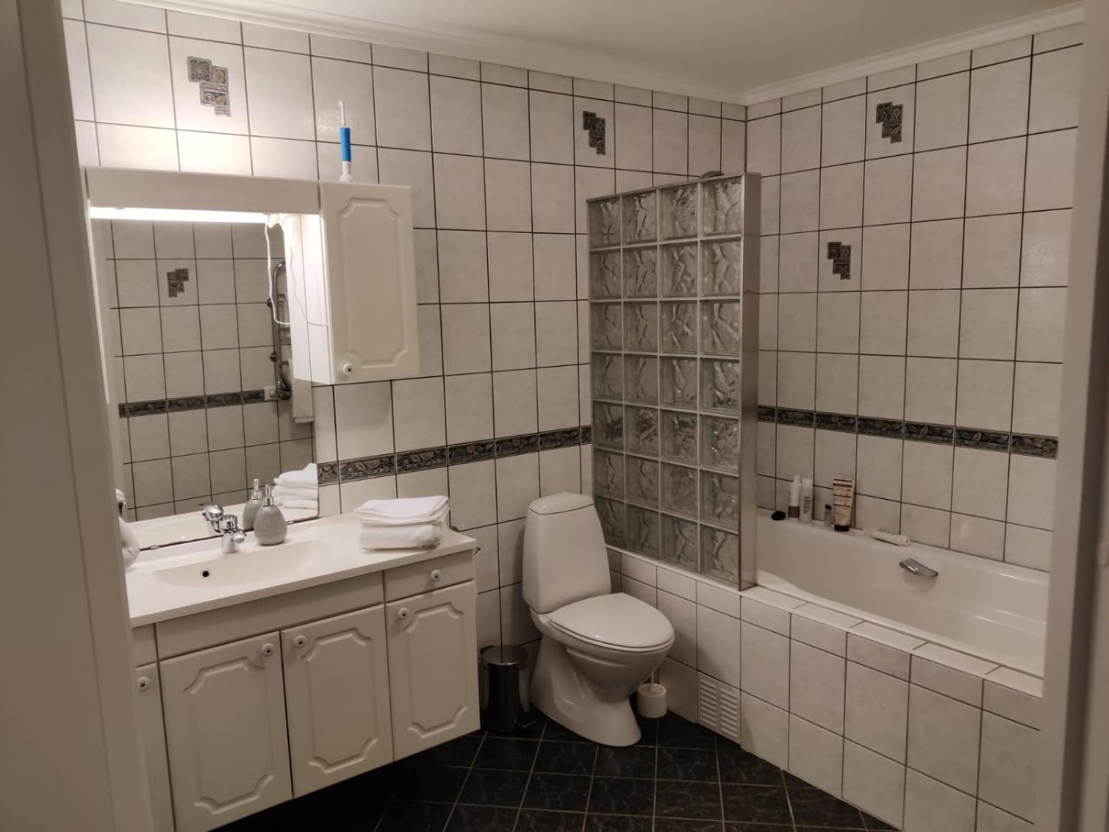 Nearby Bergen, Midtunlia 27d *
