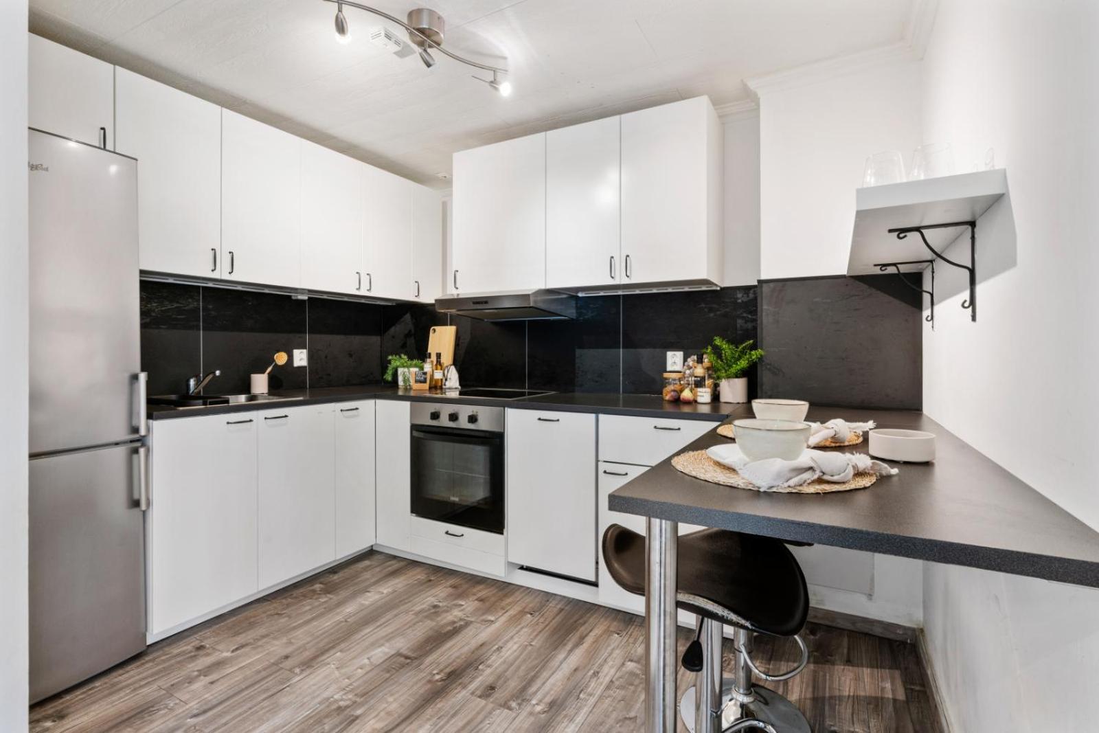 Perfect Getaway 7 Min To Centrum Apartment *