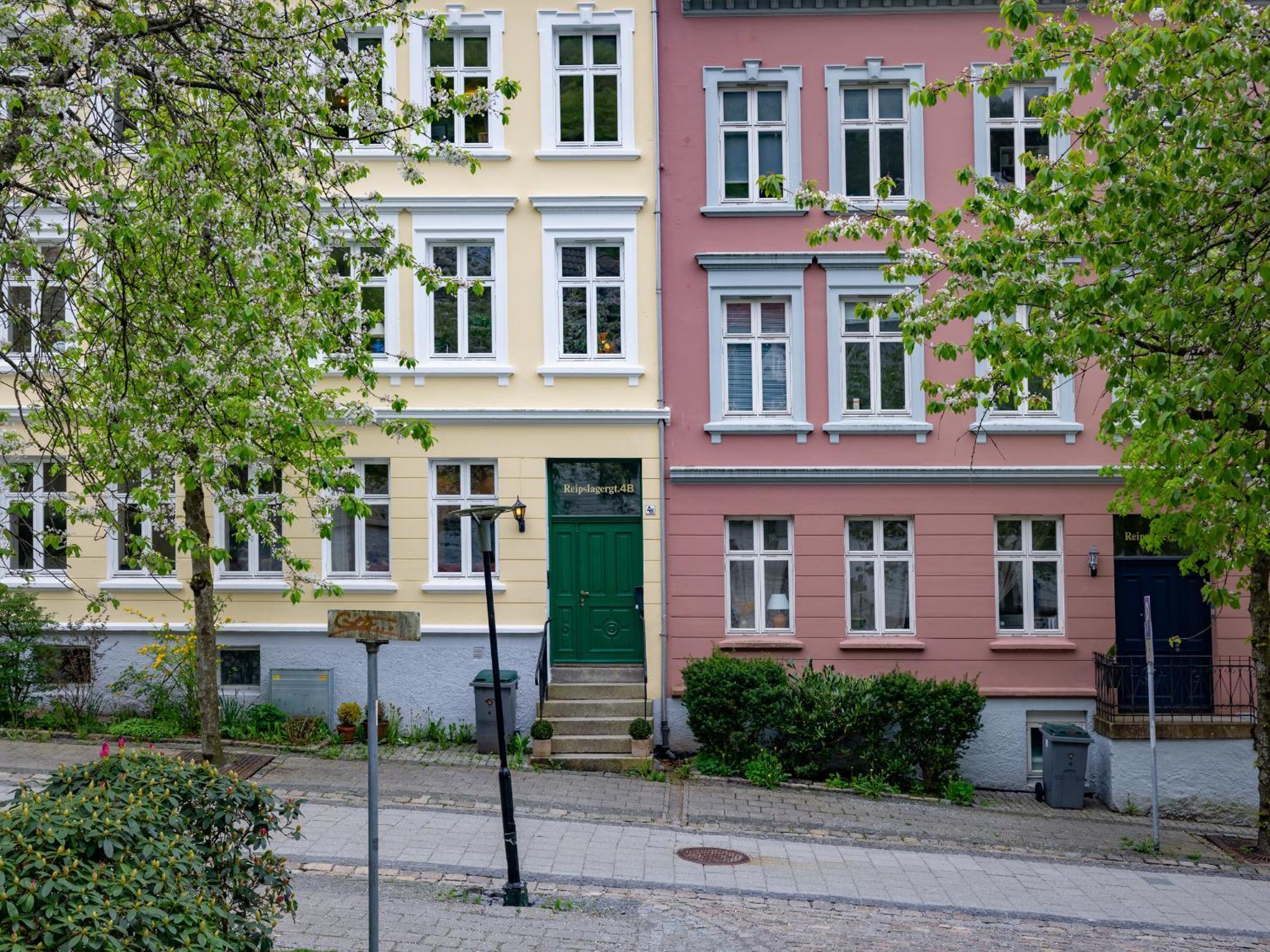 Spacious 3-bedroom For 8 By Bryggen Apartment *
