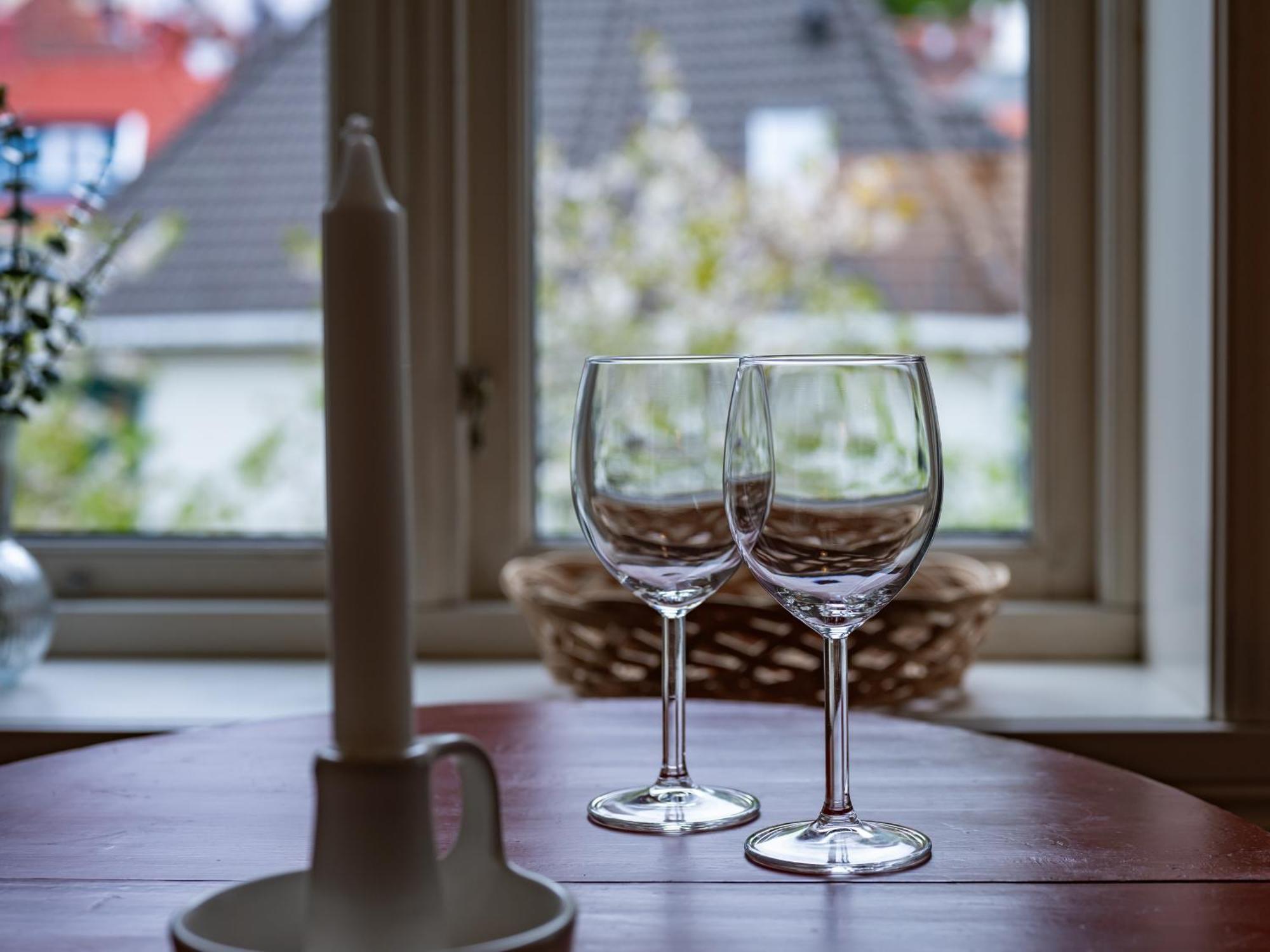 Apartment Spacious 3-bedroom For 8 By Bryggen