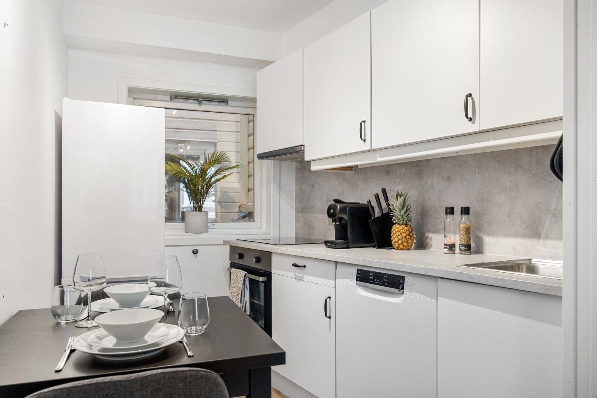 Family Friendly 3br - Quiet Area - Behind Bryggen Apartment