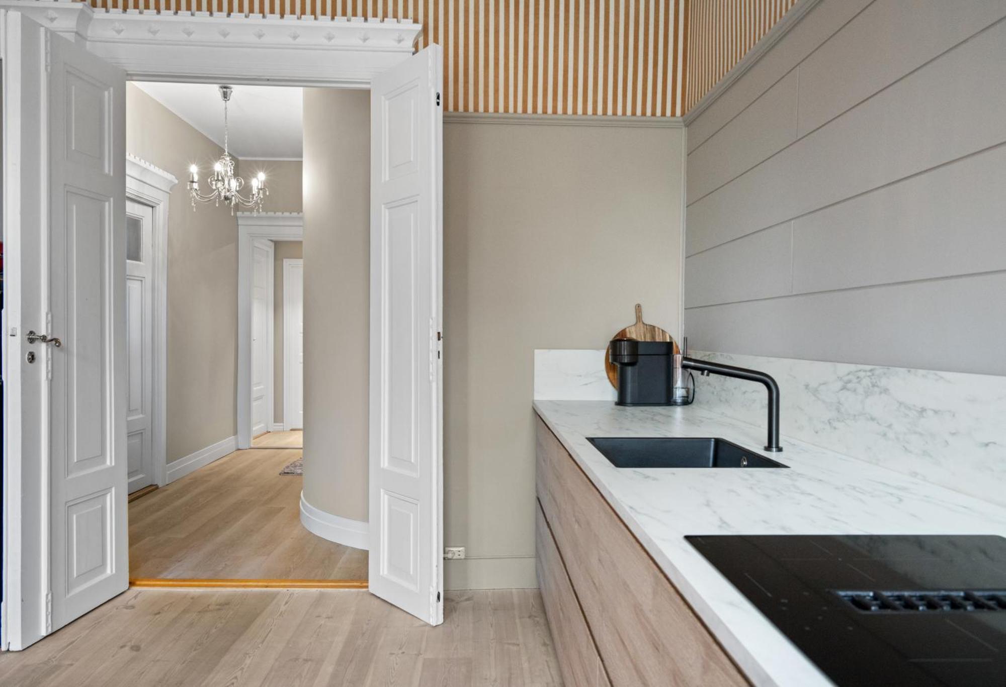 Experience The Luxury Lifestyle 100m From Bryggen! * Bergen