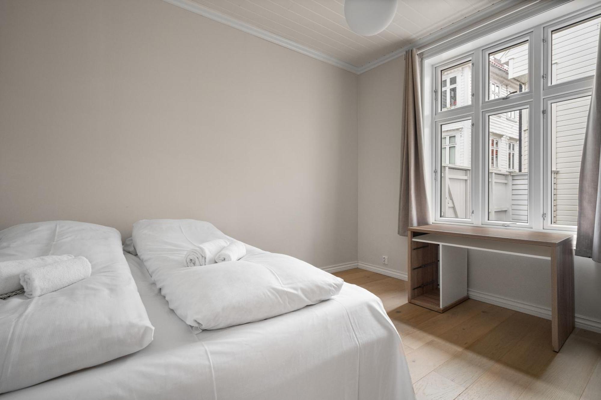 Experience The Luxury Lifestyle 100m From Bryggen! *