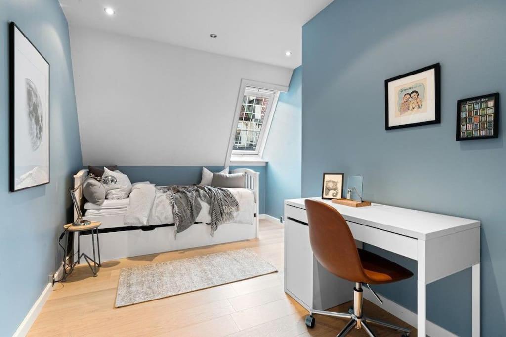 Exclusive Penthouse With Terrace Apartment *