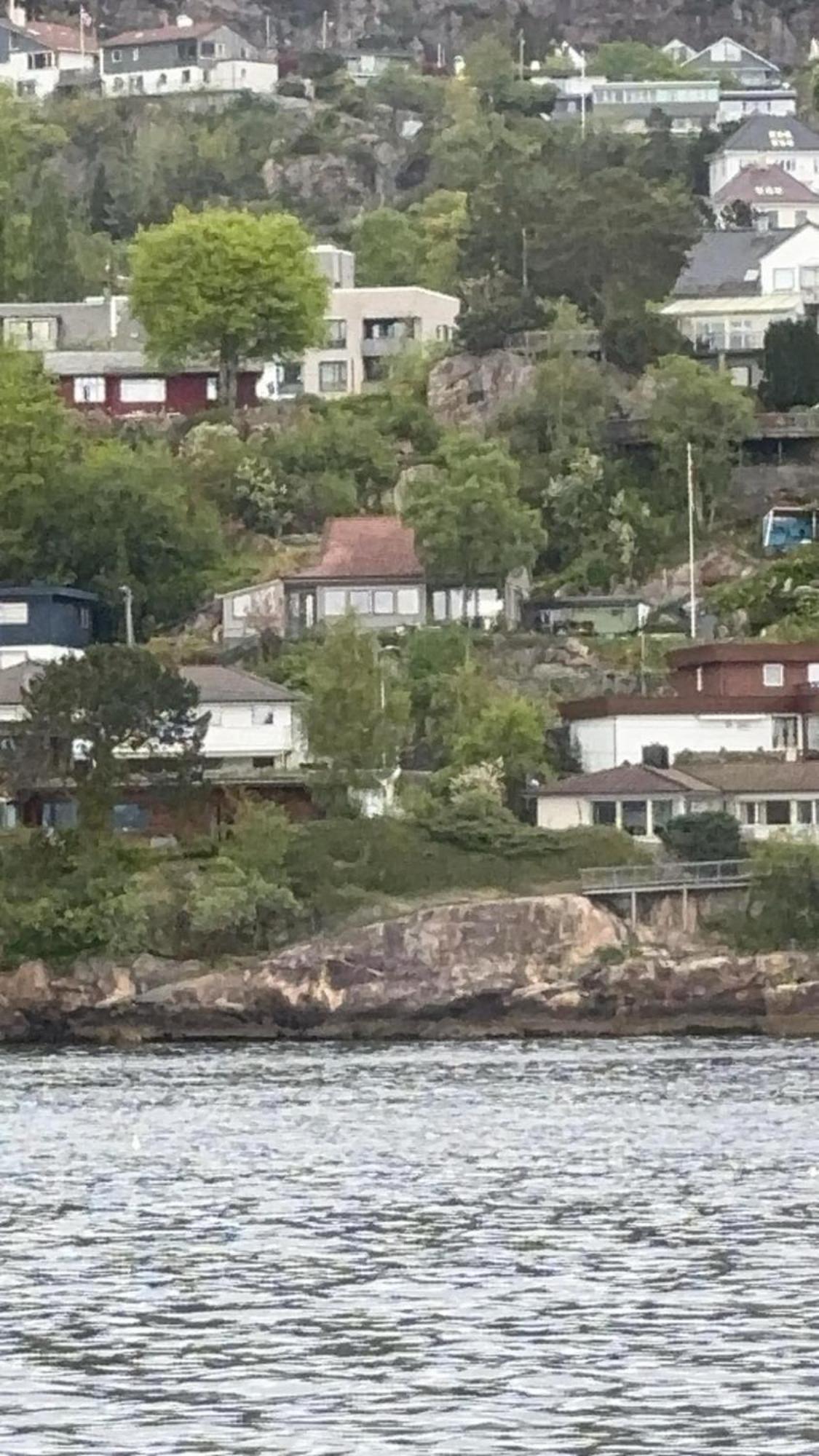 Sentrumsnaer Enebolig Med Stor Hage, 100 M Fra Badestrand Villa *