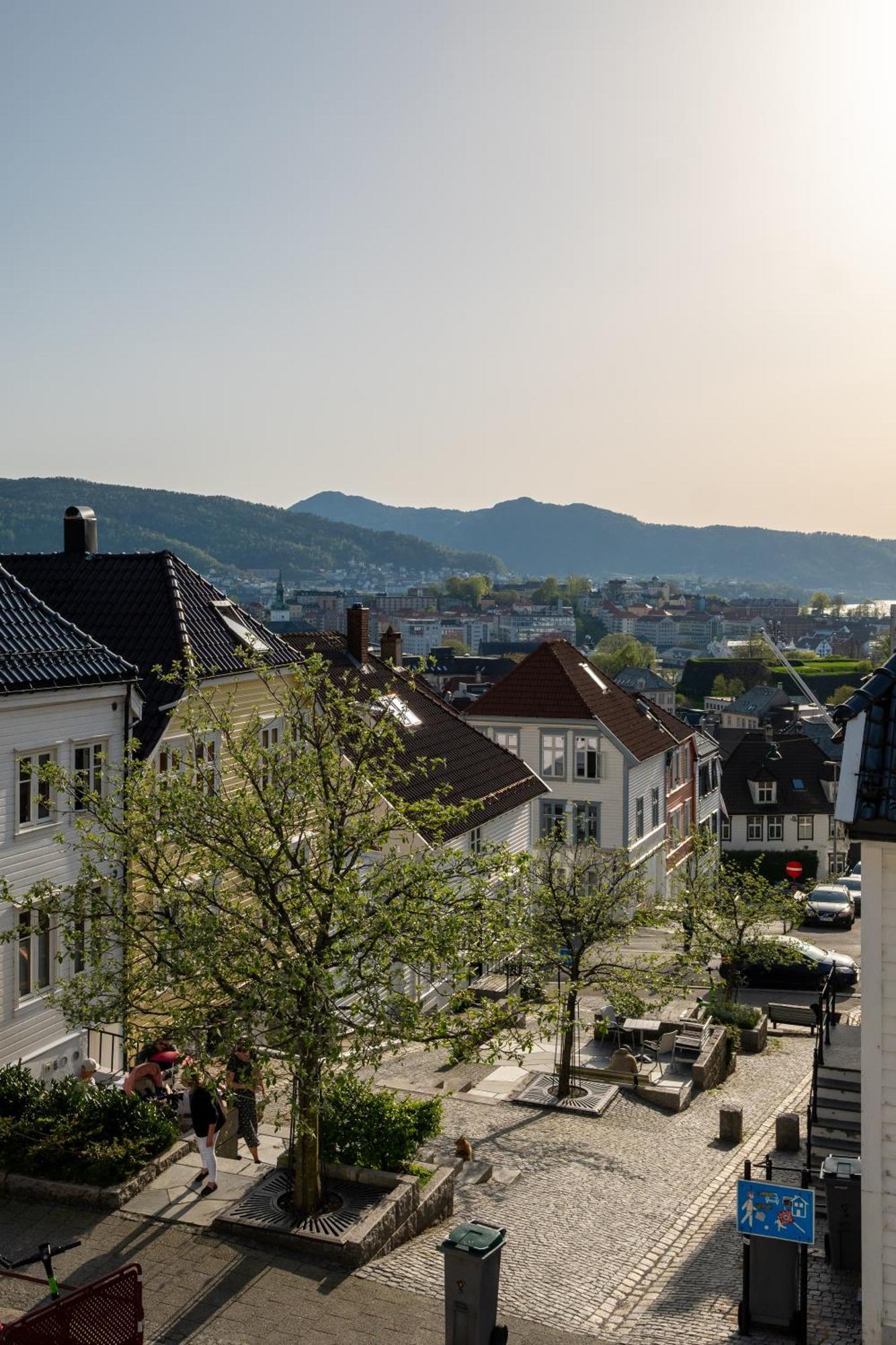 Dinbnb I The Family Dream Behind Bryggen I Renovated 2024 Apartment *