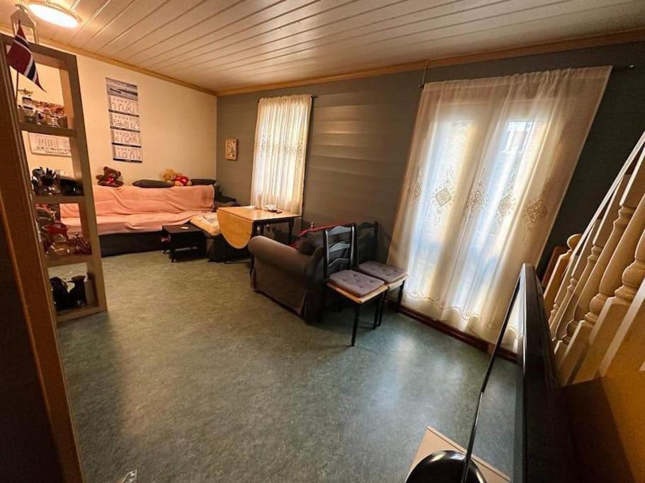 Ladegardsgaten Flat-bryggen Area