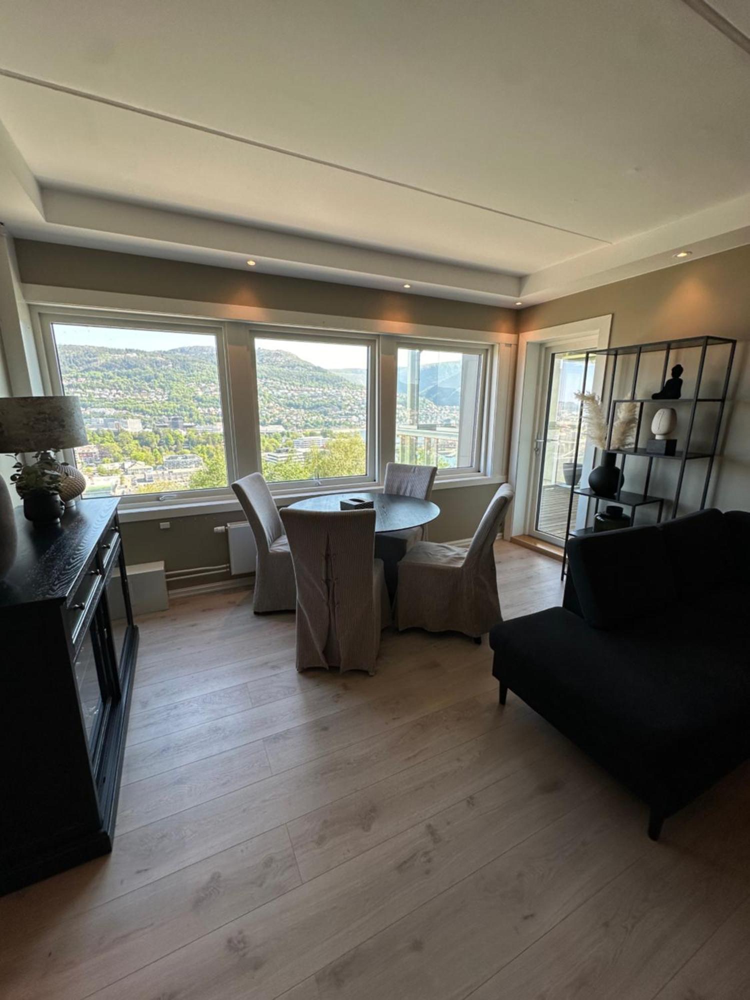 Apartment Med Nydelig Utsikt Over Bergen