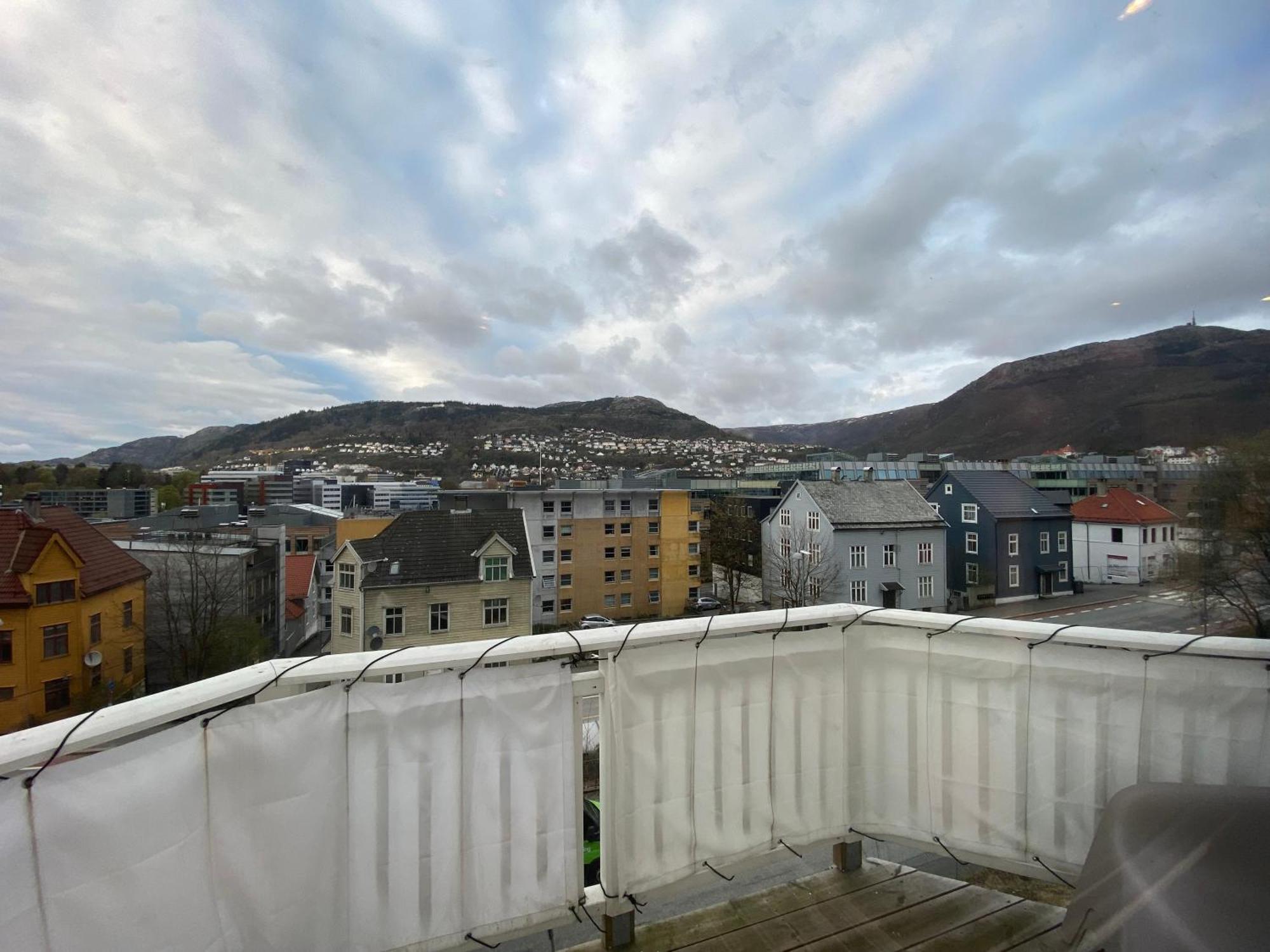 Moderne Og Sentral Leilighet Med Terrasse! Apartment Bergen