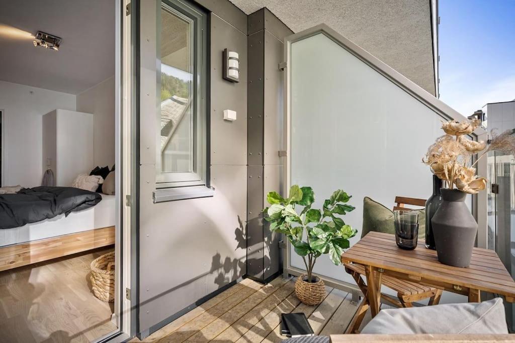 Modern With Balcony Bergen