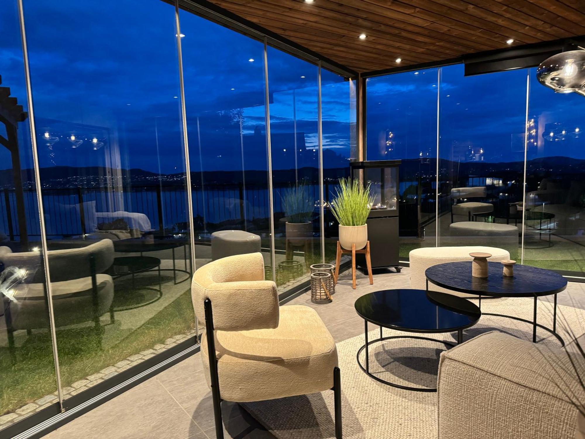 Sjoutsikt, Jacuzzi Og Solfylt Apartamento *