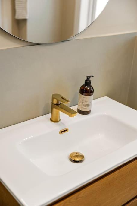 Det Lille Rode Huset Ved Floibanen Villa