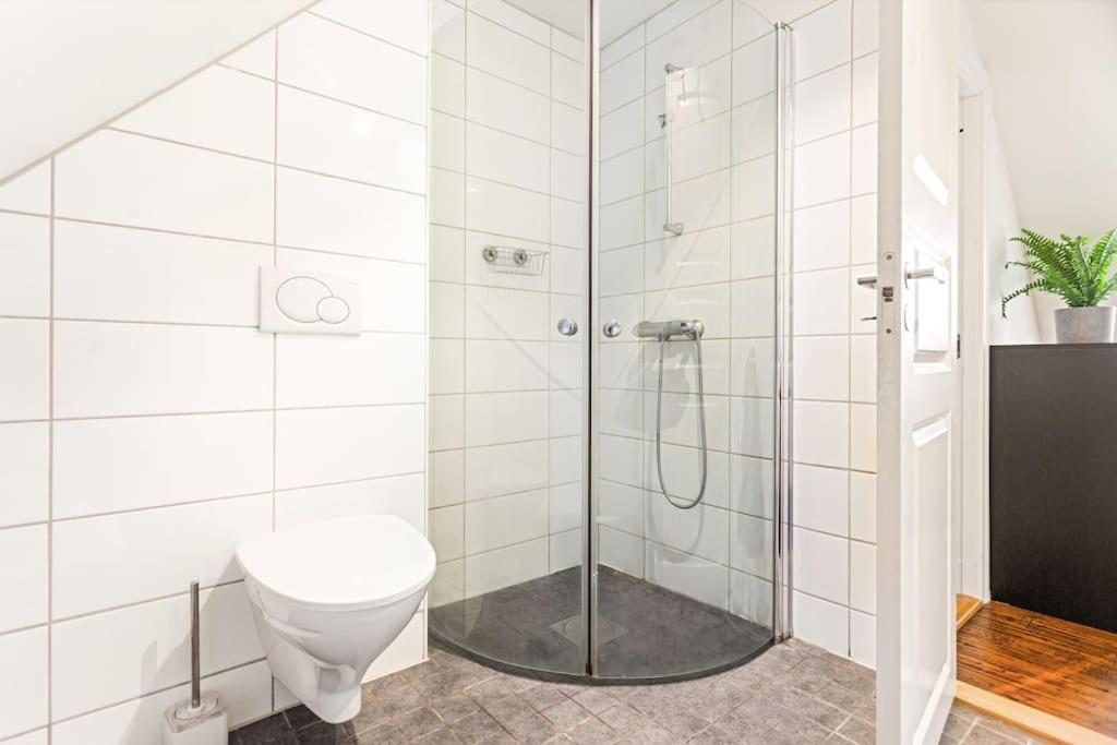 Large Seafront Penthouse With Four Bedrooms! *