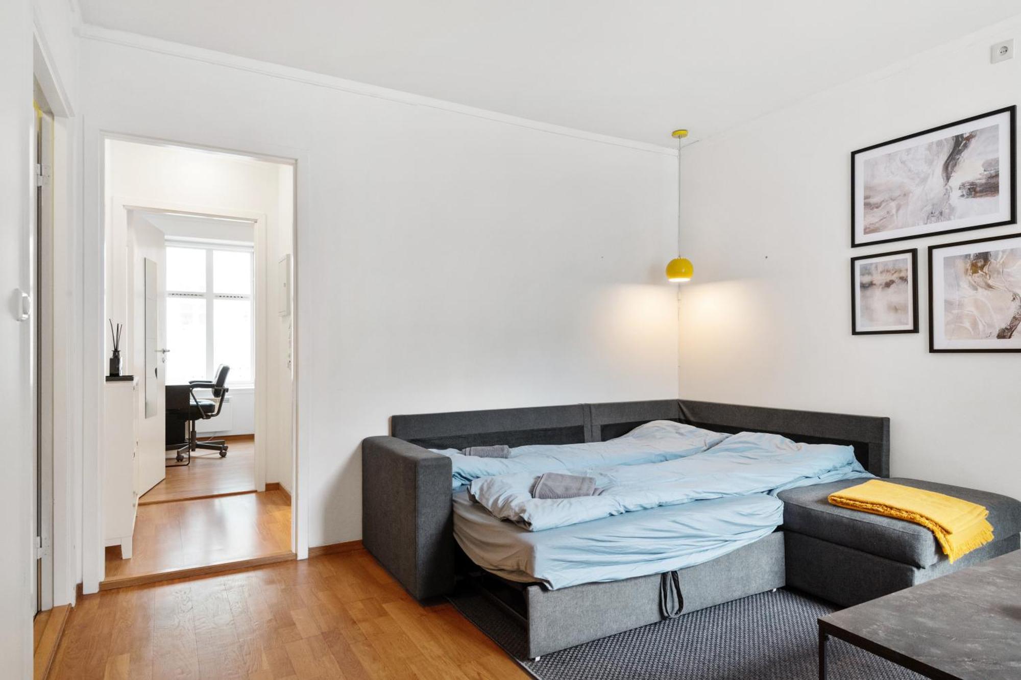 Apartment Bak Bryggen, Moderne Leilighet 2 Soverom Med Balkong