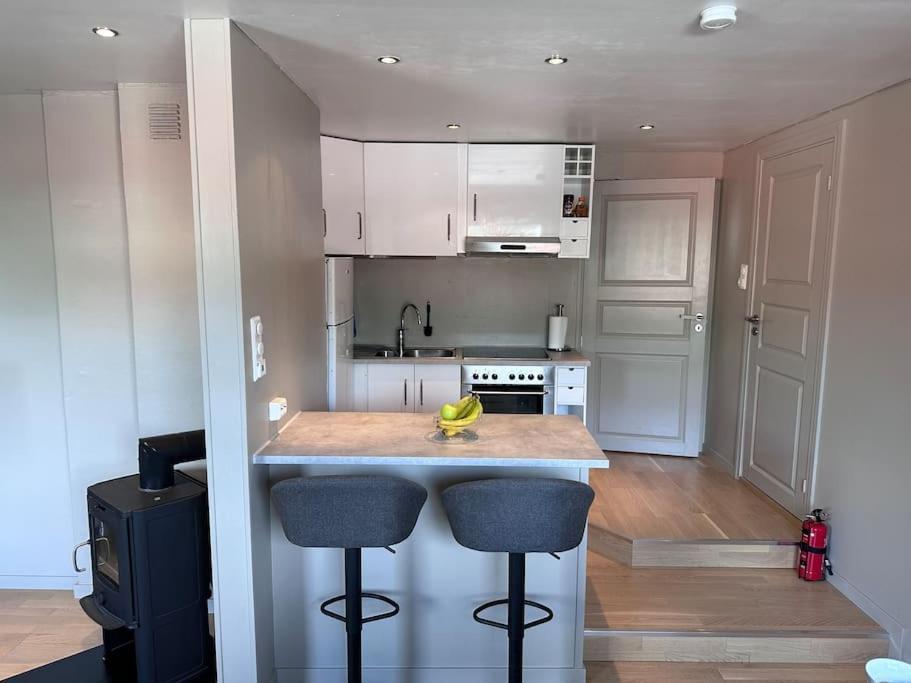 Walking Distance To Center With Private Parking Bergen