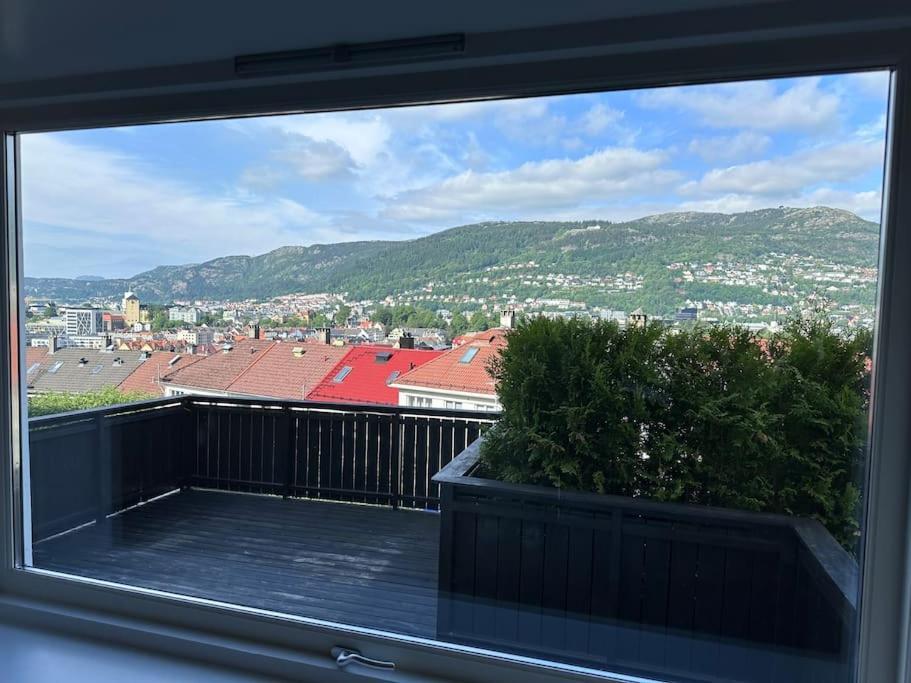 Walking Distance To Center With Private Parking * Bergen