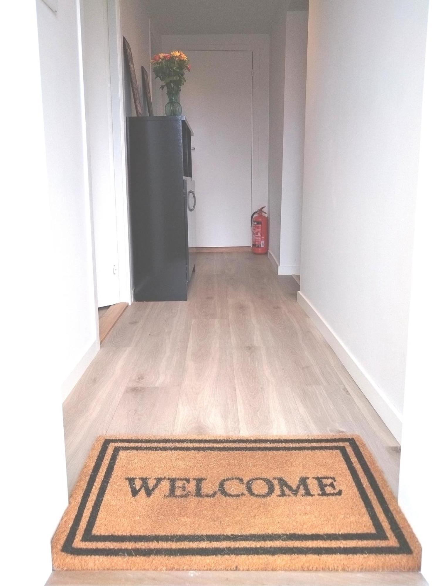 Kjellerleilighet I Fana Til Leie-med Gratis Parkering Og Mange Kollektiv Reisemuligheter Apartment *