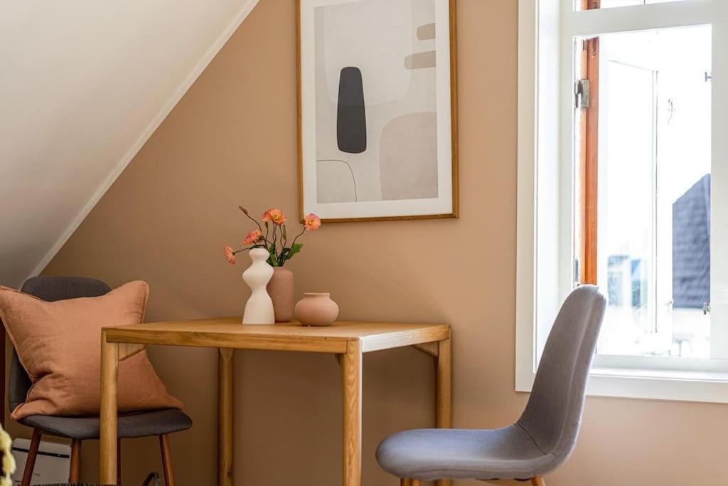 Cozy & Modern Apt In Historic Area Of Bergen! Bergen