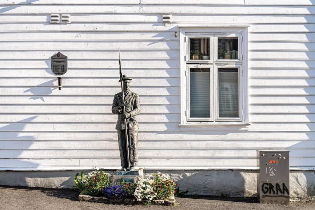Cozy & Modern Apt In Historic Area Of Bergen! *