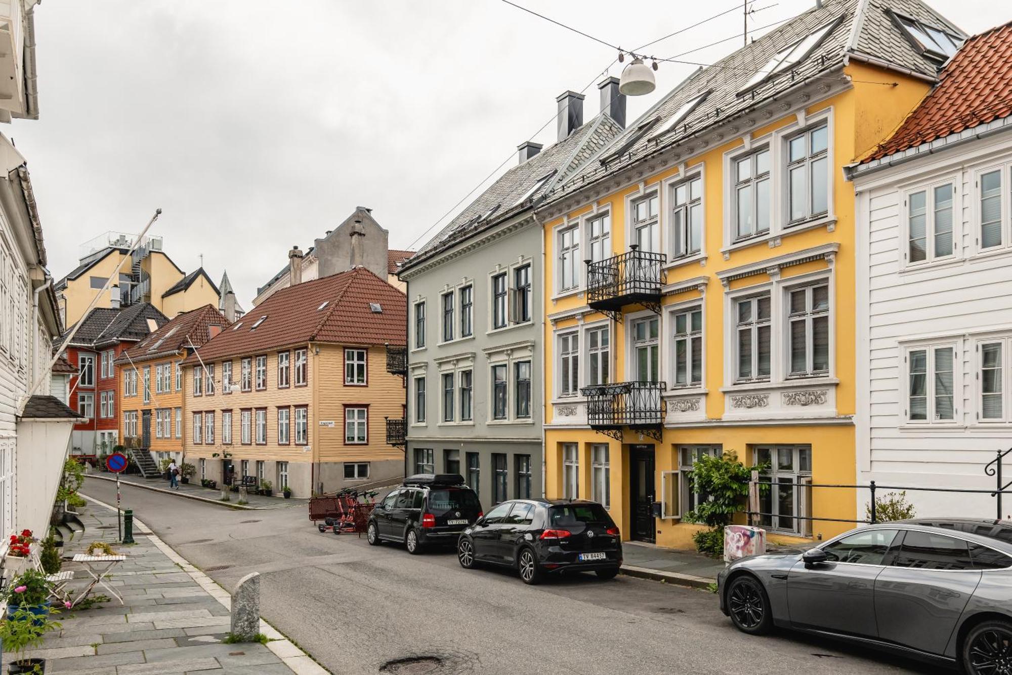 Dinbnb I Top-floor With 3x Workspaces I 350m To Harbour Apartment Bergen