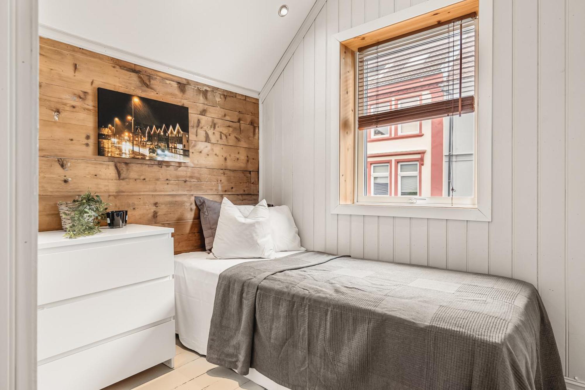 Dinbnb Homes I 700m To Bryggen & Street Parking Bergen