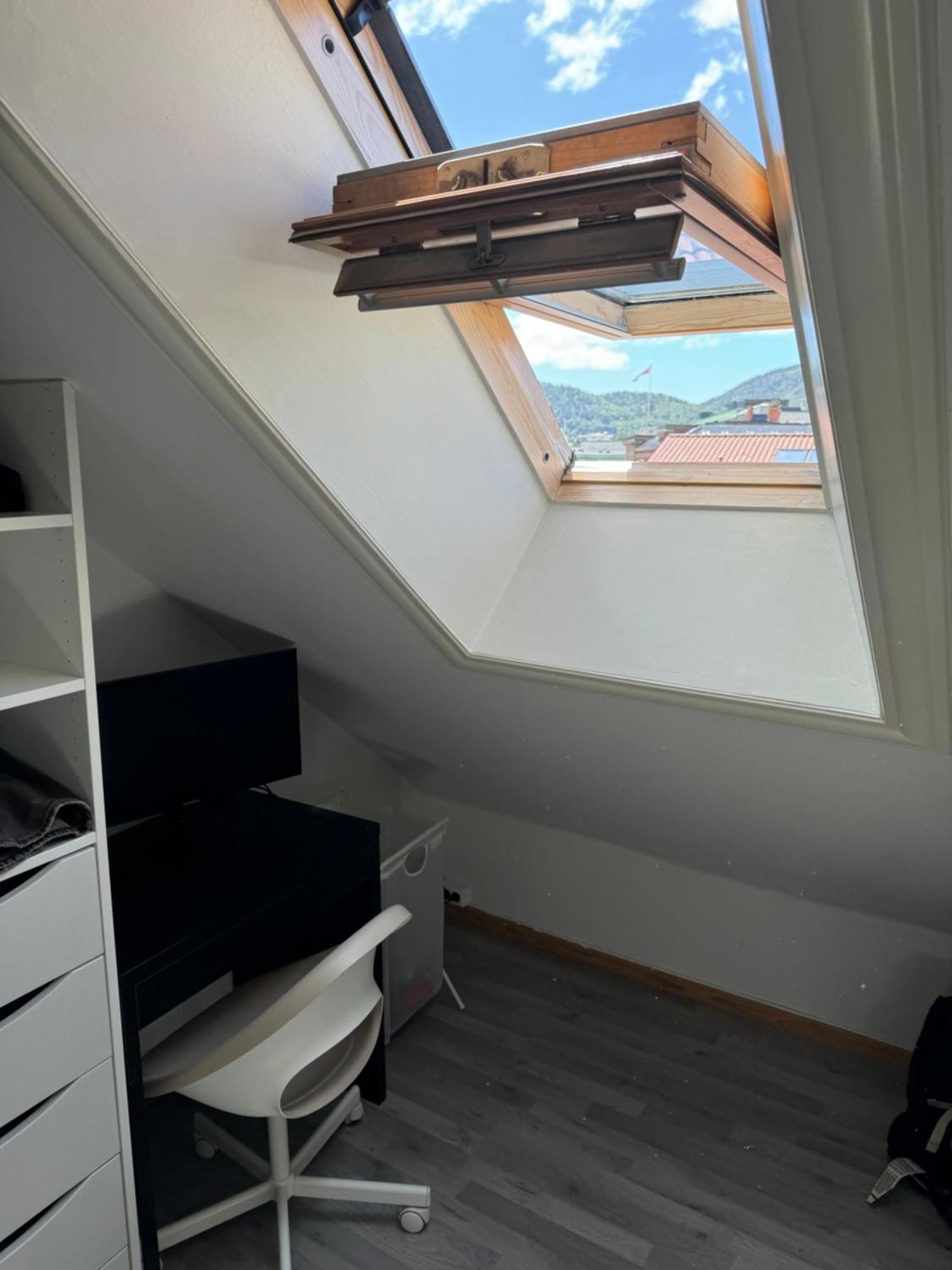 Spacious And I 250m From Bryggen