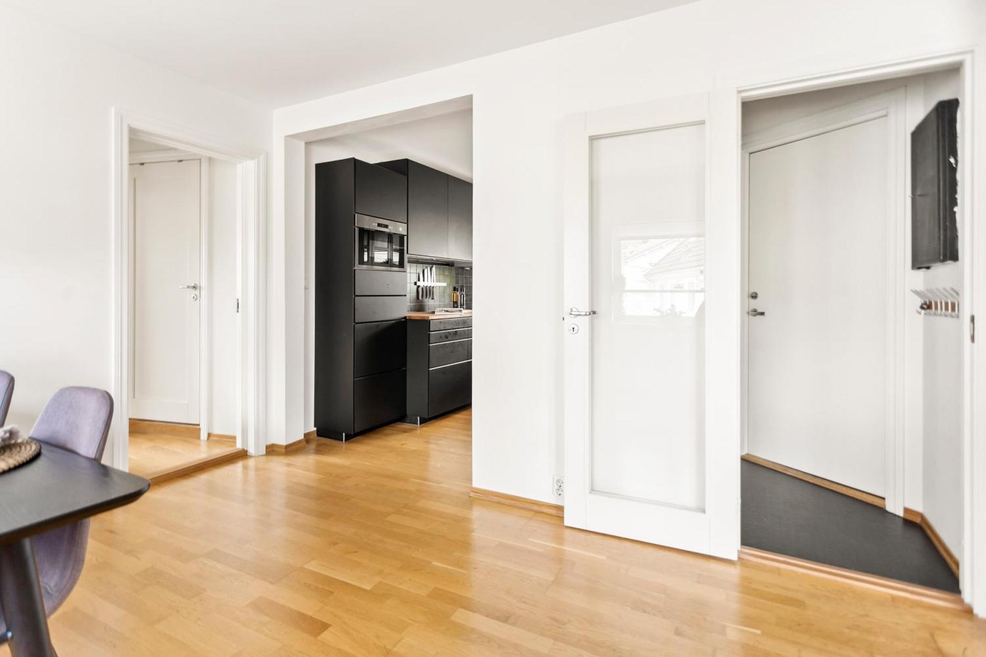 Modern And Spacious Apt In Historic Area Of Apartamento