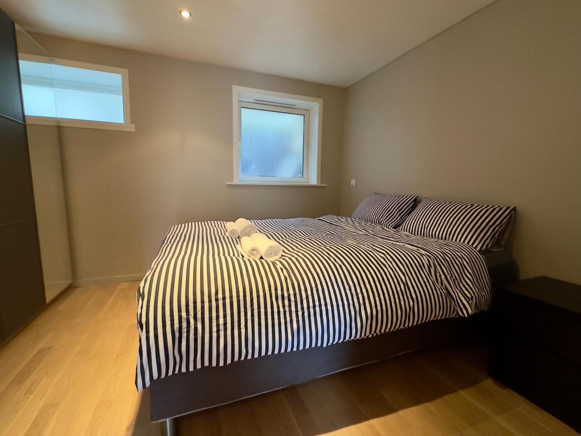 Walking Distance To Center With Private Parking Apartamento *