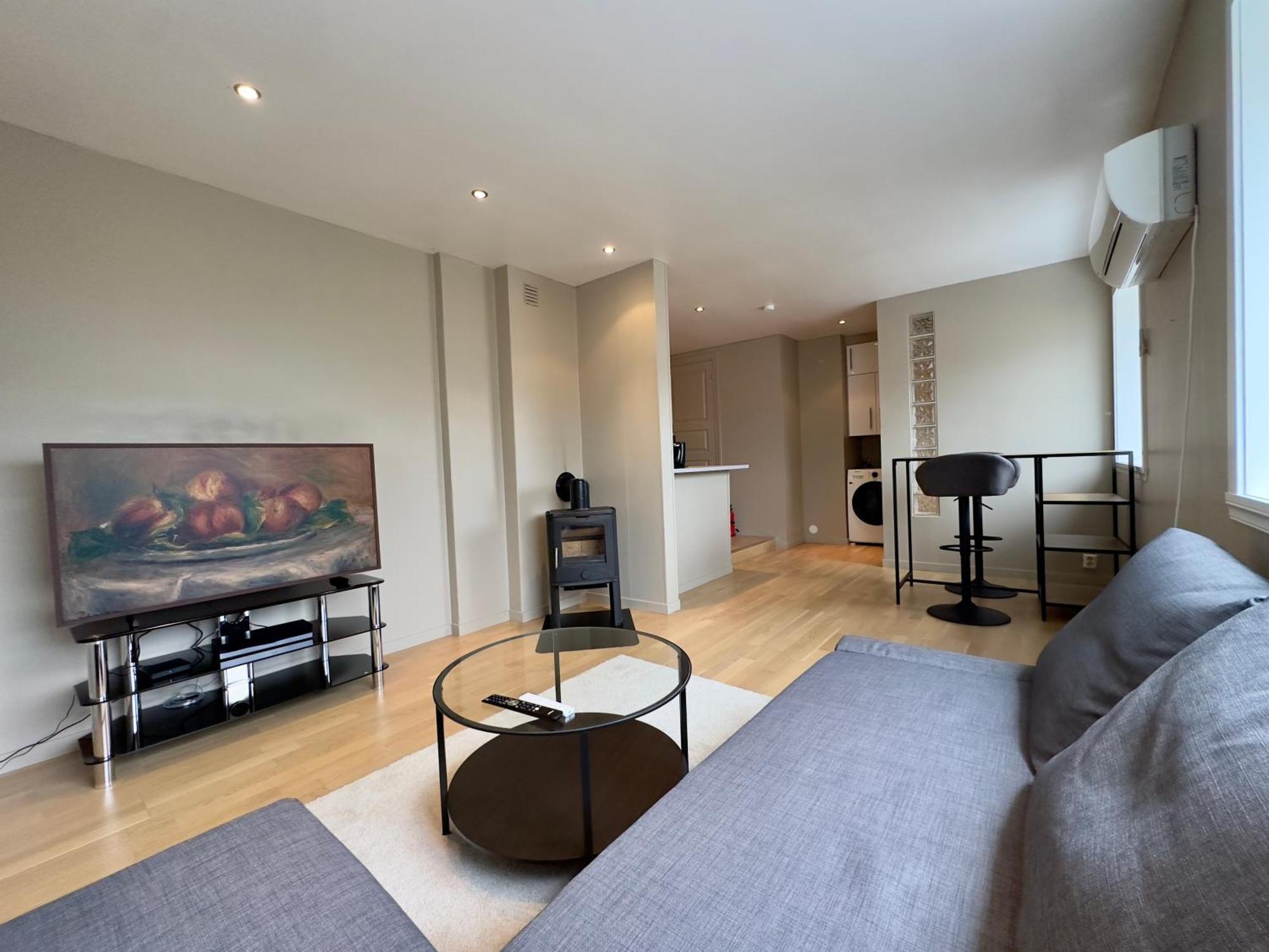 Walking Distance To Center With Private Parking Bergen