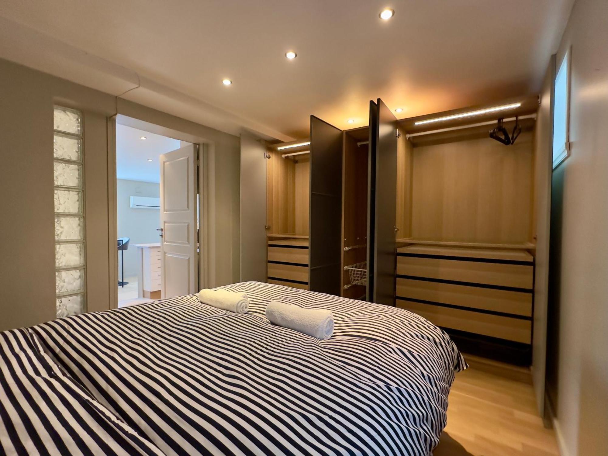 Apartamento Walking Distance To Center With Private Parking *