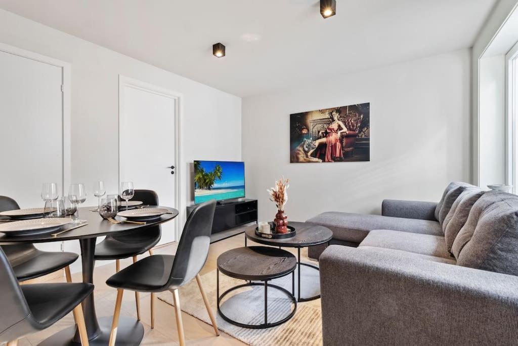 Premium Apartment *