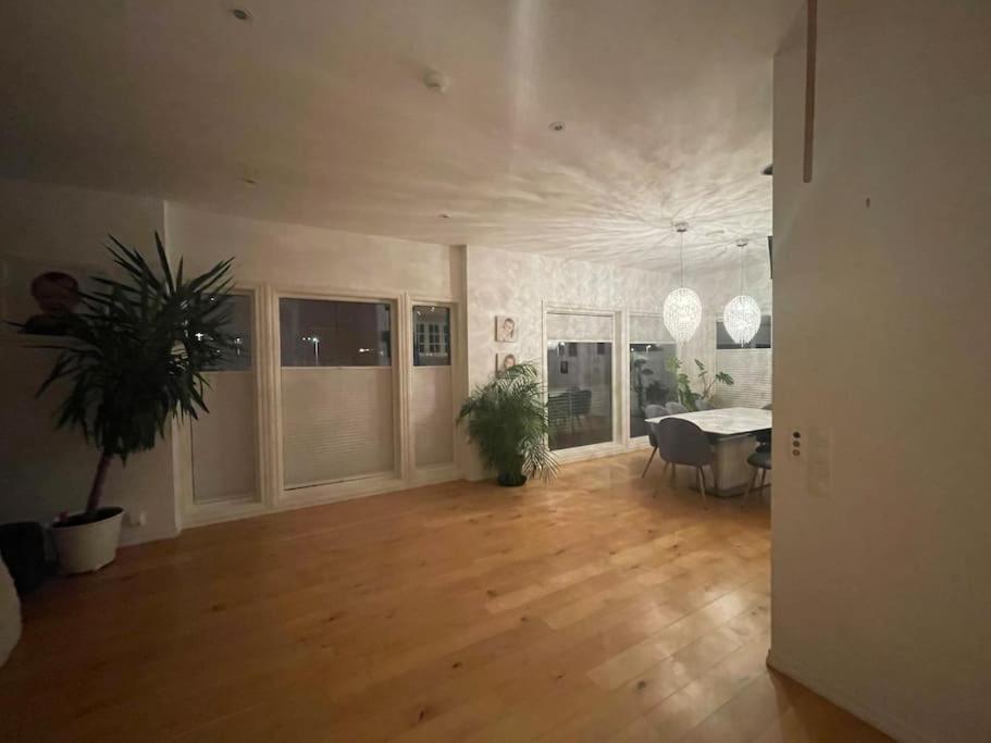 Moderne Sentralt Hus Villa