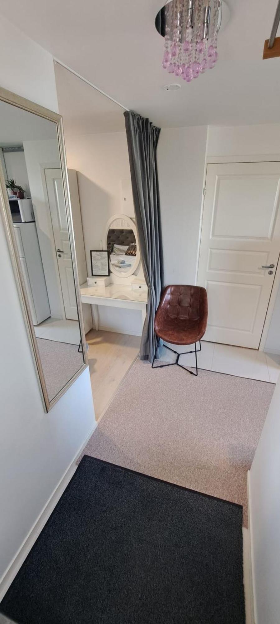 Apartment Sunrise - Self Check In - Free Parking *