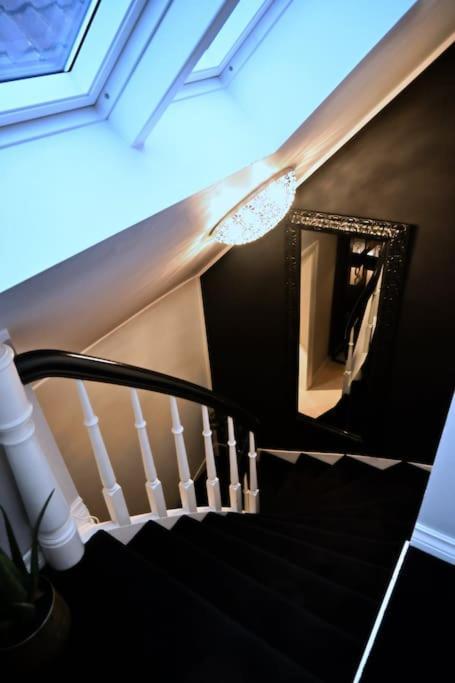 Historic And Exclusive Apartment