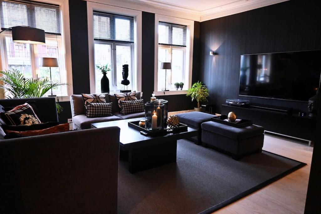 Historic And Exclusive Apartment *