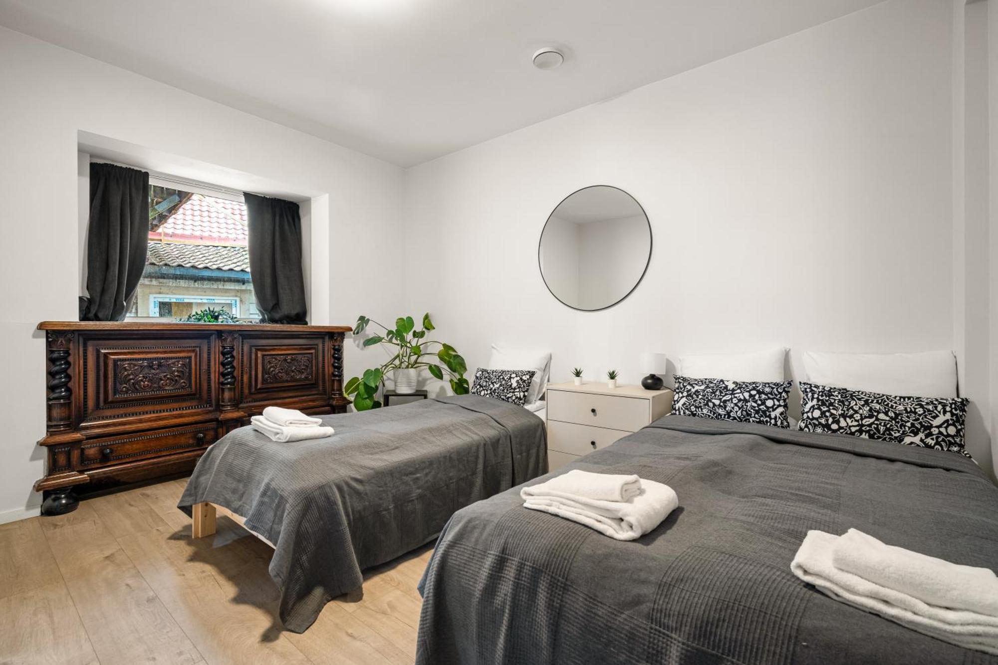 Lägenhet One Of A Kind In I 7 Bedrooms I 15 Guests!