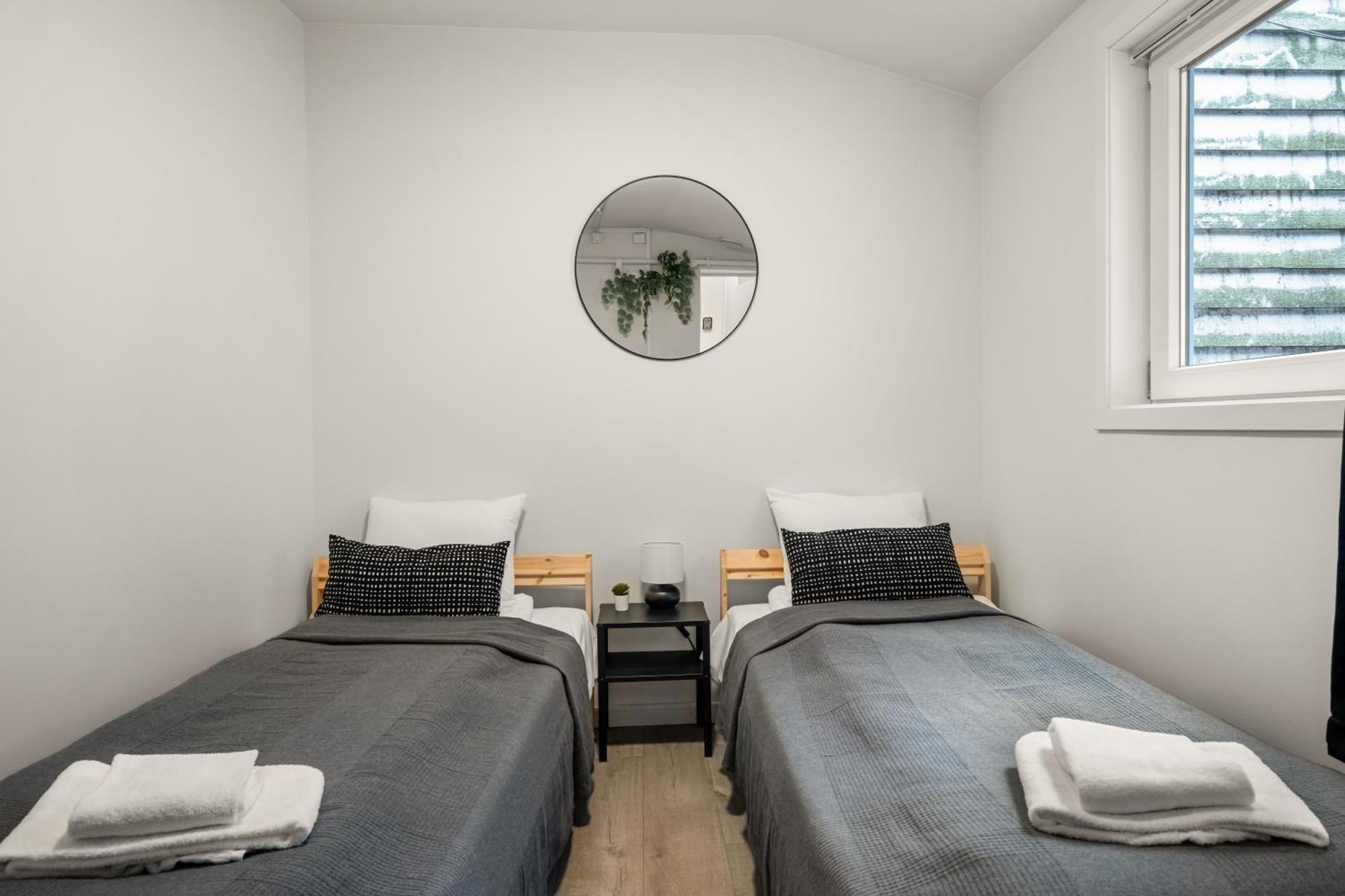 One Of A Kind In I 7 Bedrooms I 15 Guests! Lägenhet