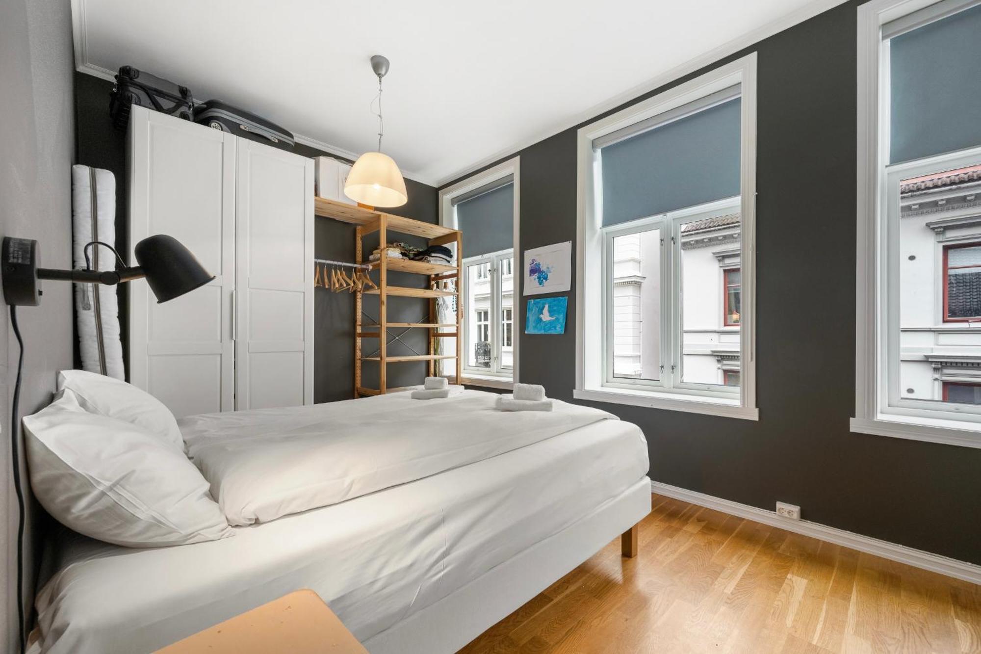 Centrally Located With Balcony Bergen