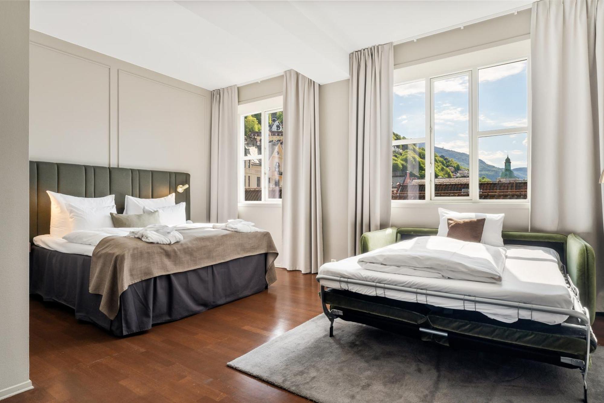 Clarion 4*