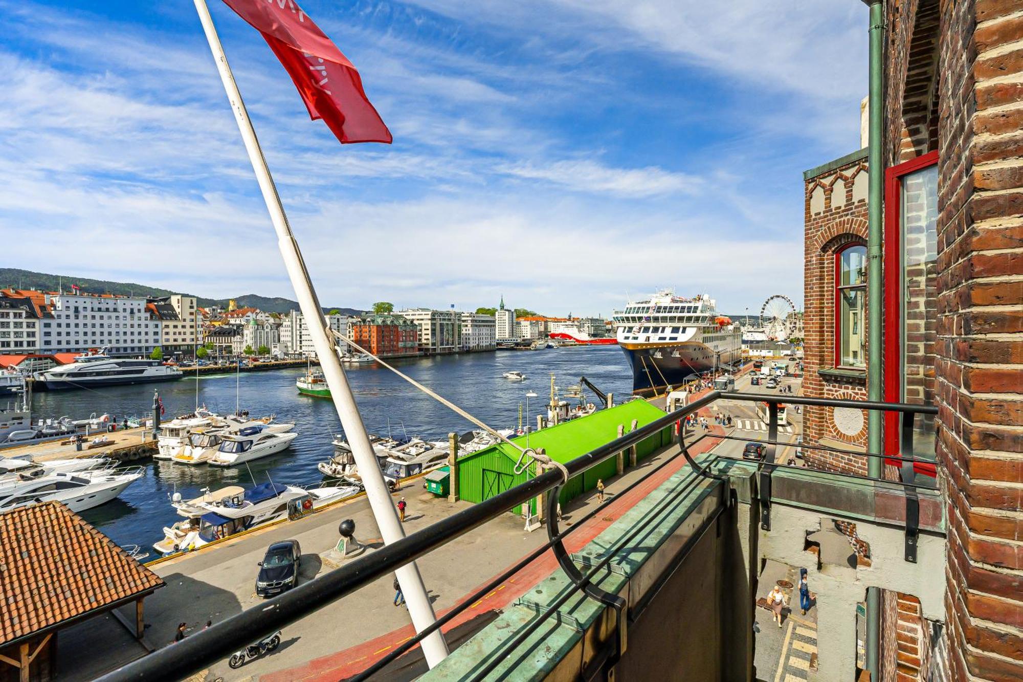 Clarion Bergen