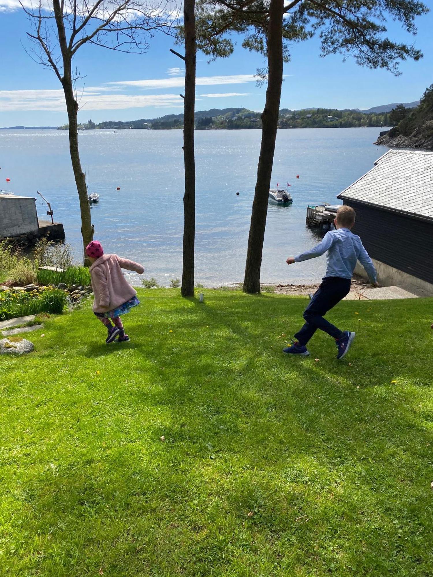 Nydelig Ved Sjoen Med Oppvarmet Basseng Villa *