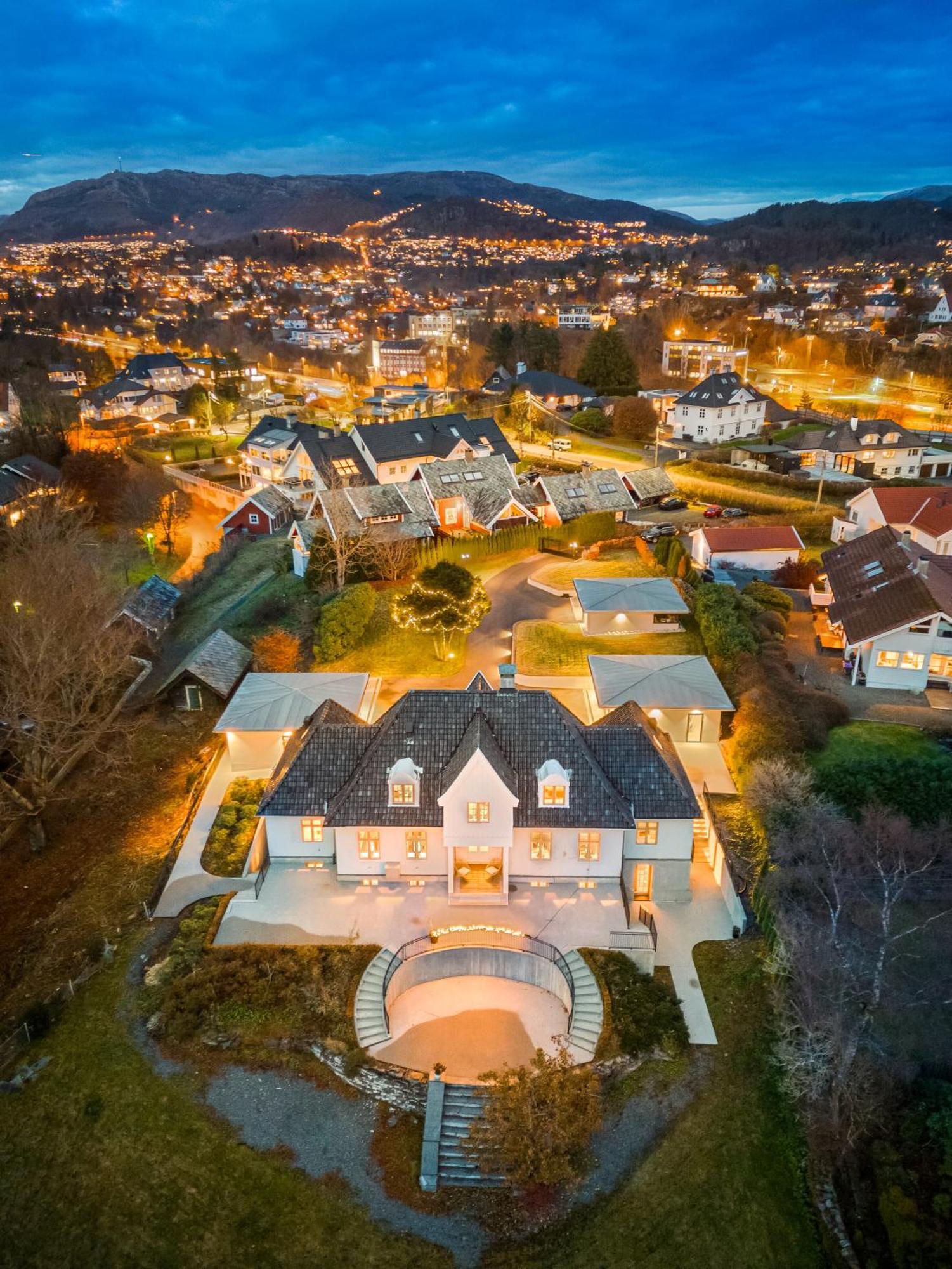 Hopsneset Luxury Villa Bergen