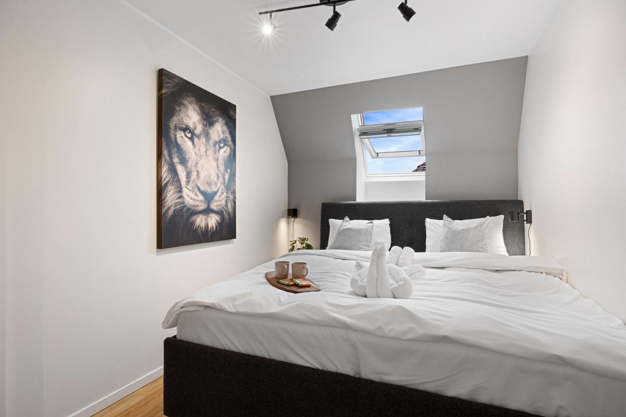 Apartment 100sqm 5br Behind Bryggen - King Beds - Family Friendly *