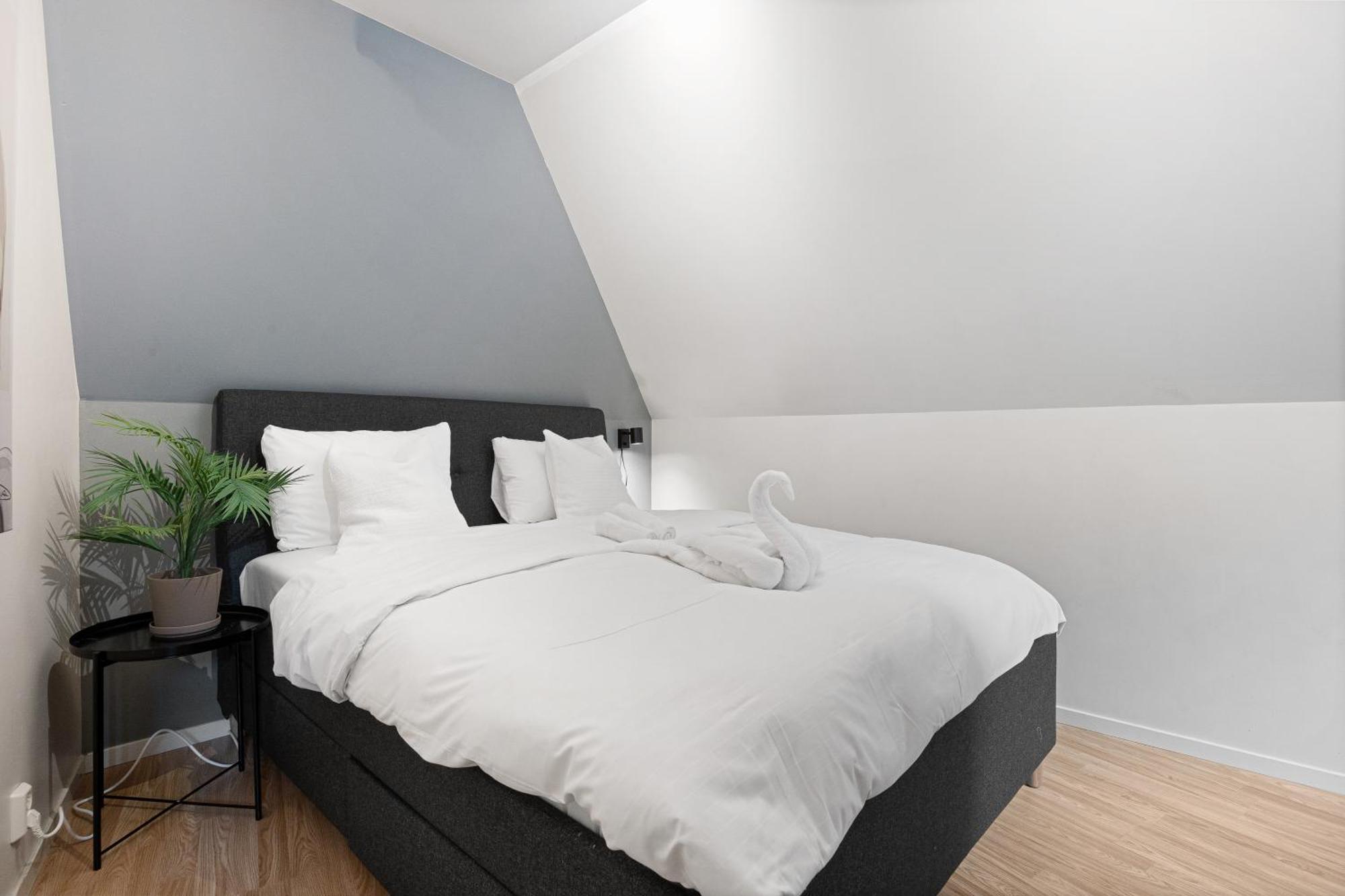 Apartment 100sqm 5br Behind Bryggen - King Beds - Family Friendly *